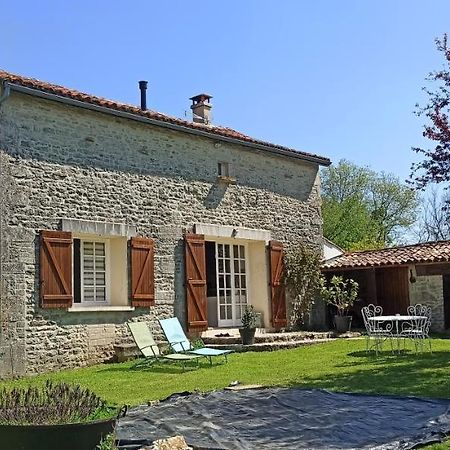 La Maison De Marie Verteuil-sur-Charente Bagian luar foto